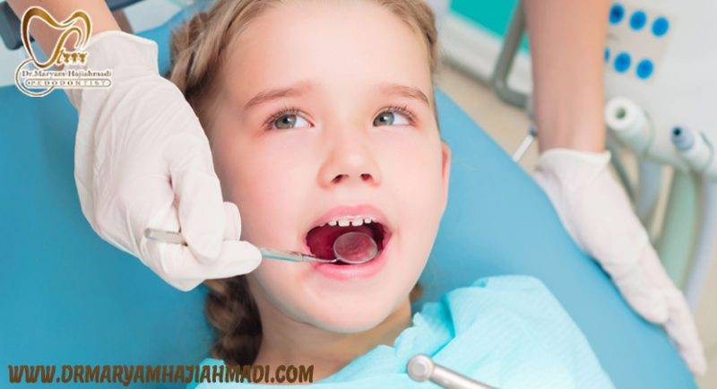 ویزیت دندانپزشکی فرزندتان scaled - در اولین ویزیت دندانپزشکی فرزندتان چه انتظاری دارید؟